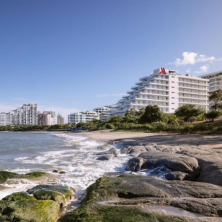 Santa Marta Marriott Resort Playa Dormida Екстер'єр фото The hotel from the beach