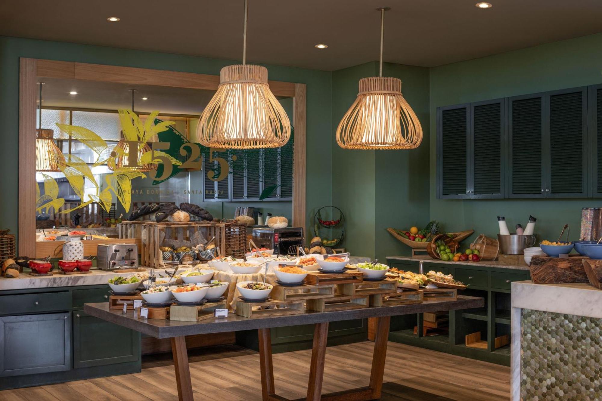 Santa Marta Marriott Resort Playa Dormida Екстер'єр фото The Kitchen