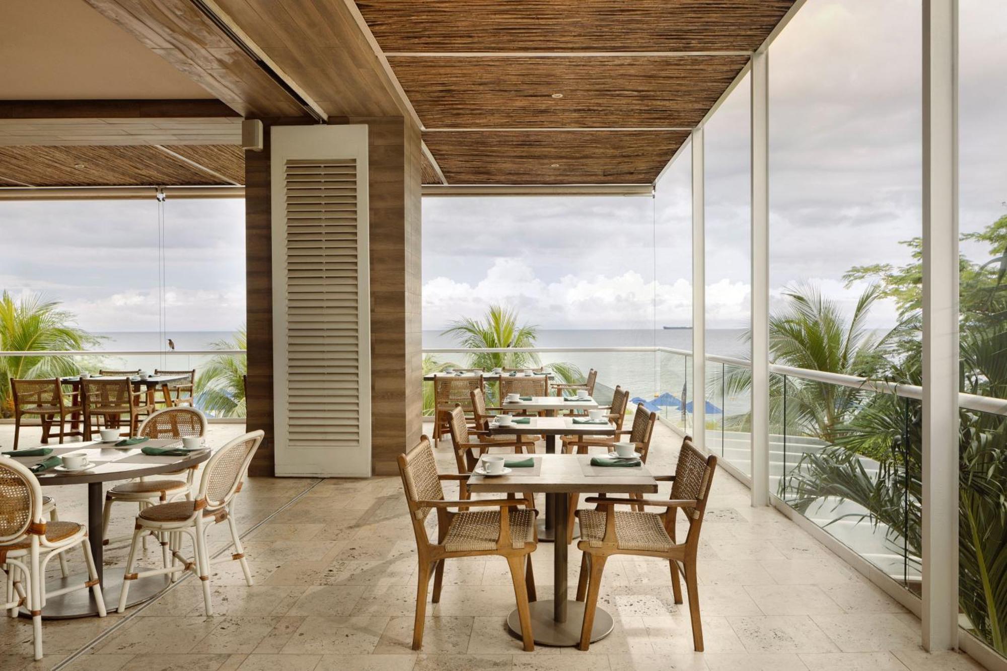 Santa Marta Marriott Resort Playa Dormida Екстер'єр фото The Beach Club