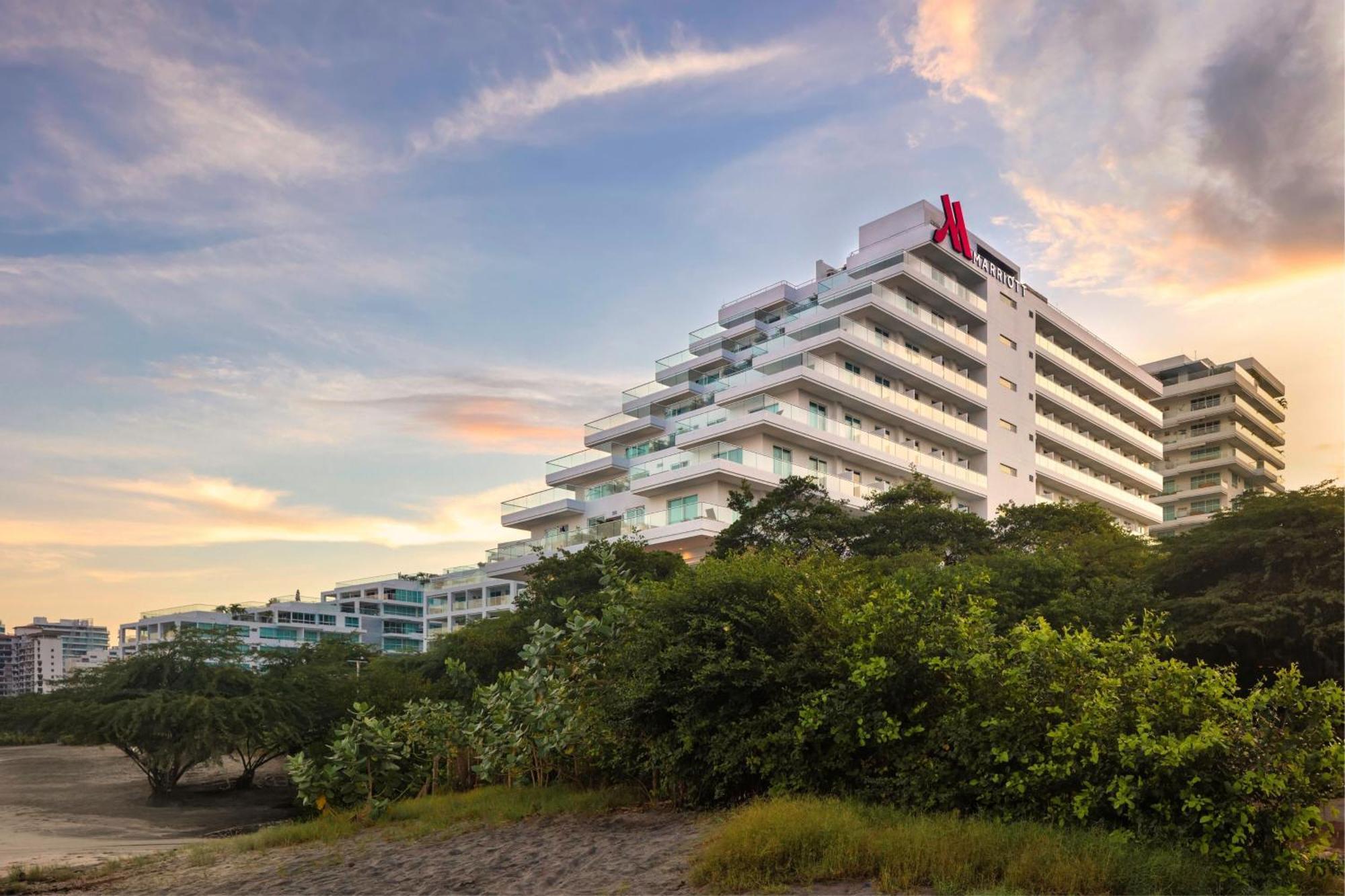 Santa Marta Marriott Resort Playa Dormida Екстер'єр фото The Marriott Cancun Resort