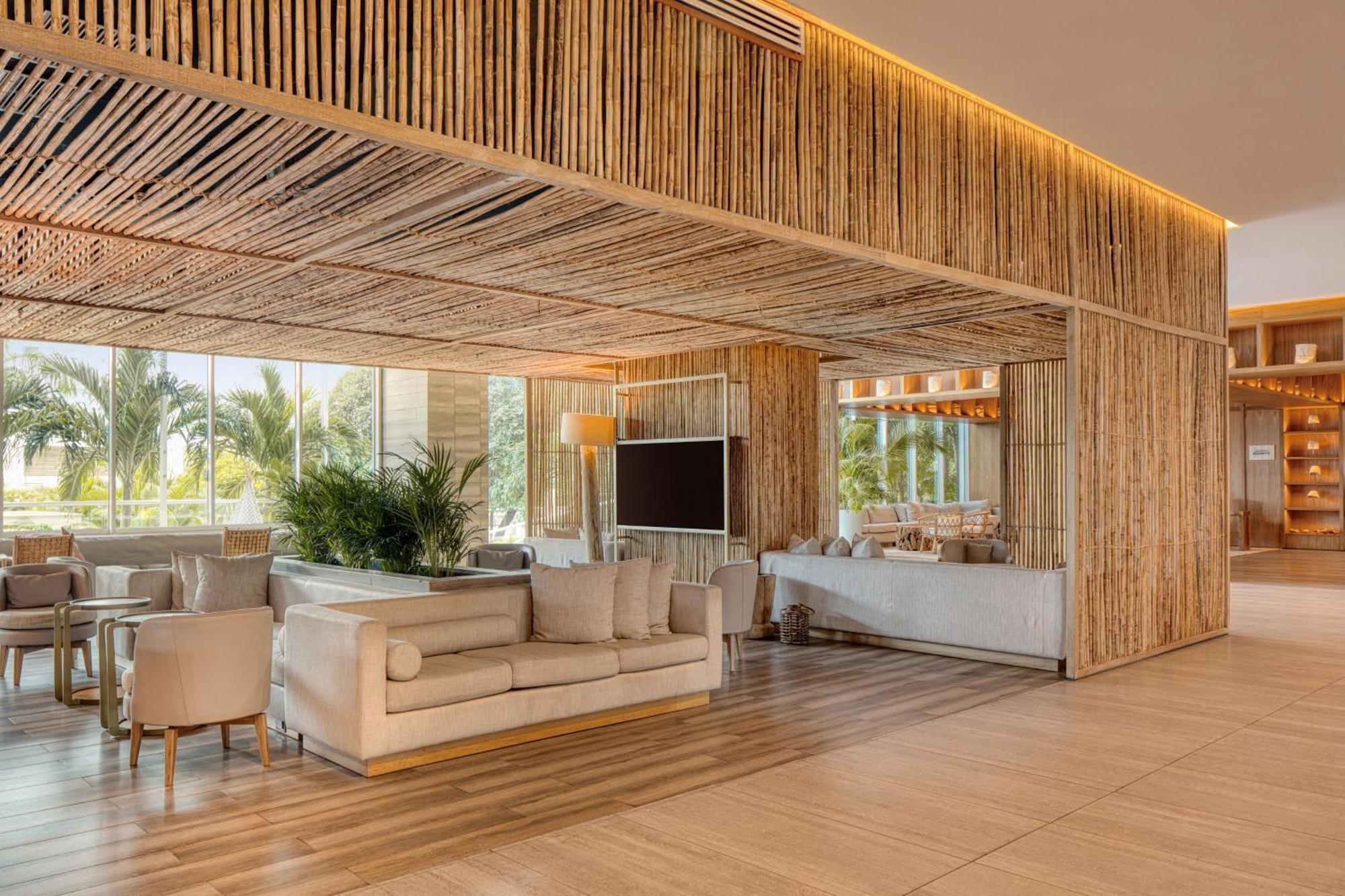Santa Marta Marriott Resort Playa Dormida Екстер'єр фото The lobby of the hotel