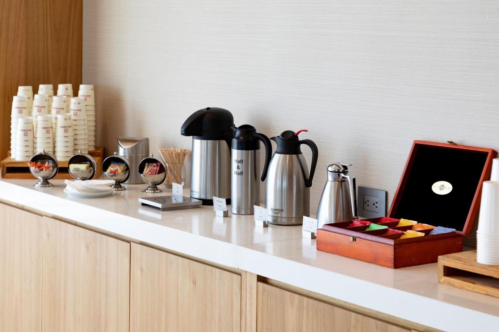 Santa Marta Marriott Resort Playa Dormida Екстер'єр фото Vacuum flasks